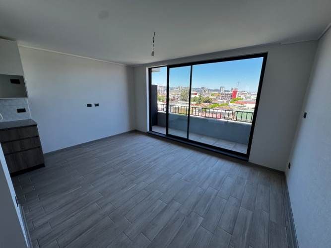 Departamento en arriendo c/ estacionamiento en Centro de Concepción