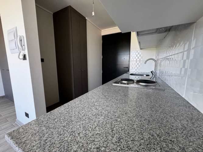 Departamento en arriendo c/ estacionamiento en Centro de Concepción