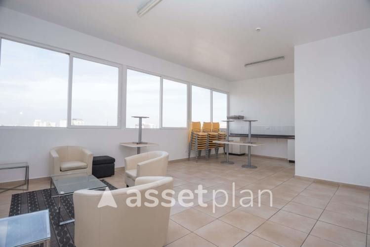 Sta Petronila 38 [546-1]