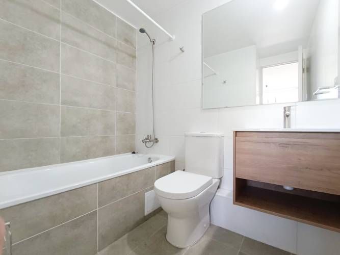 Av. España 702 [3593-1]