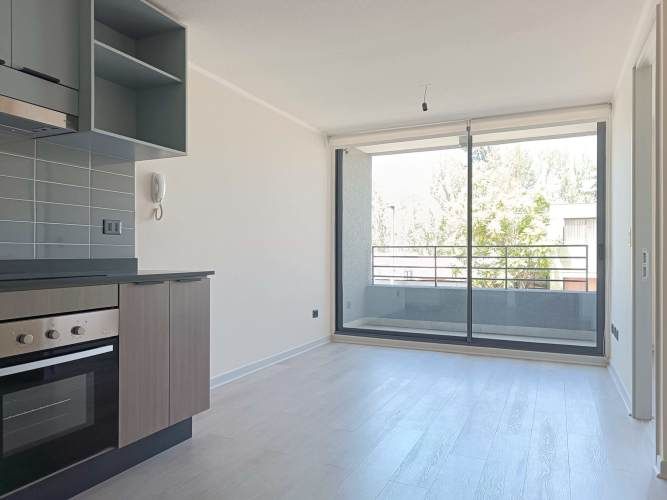 Av. España 702 [3593-1]