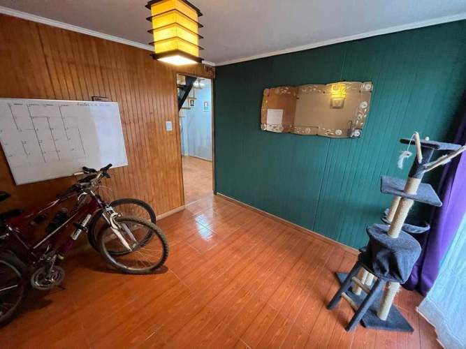 CASA EN VENTA EN ÑUÑOA (131784)