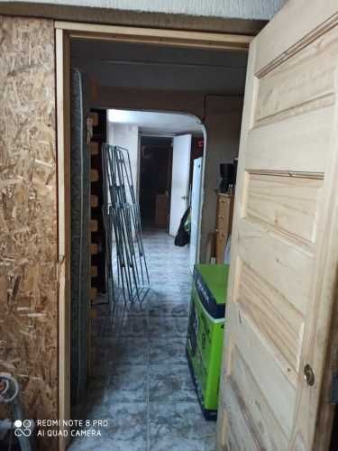 Local comercial de 2 pisos en esquina muy comercia