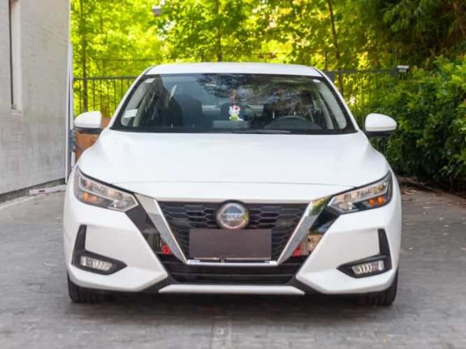 Nissan Sentra Advance 2023