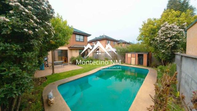 VENDO HERMOSA CASA EN CONDOMINIO CON ACCESO CONTROLADO 24/7