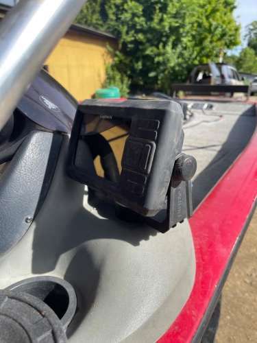 Bote tracker americano 175txw