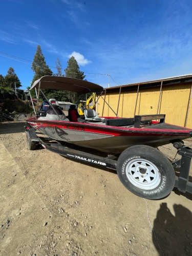 Bote tracker americano 175txw