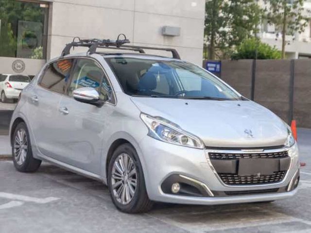 Peugeot 208 Allure Hdi 2017