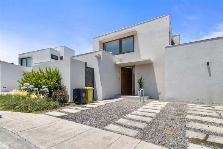 CASA 3D 3B PISCINA CONDOMINIO EN PIEDRA ROJA! (131816)