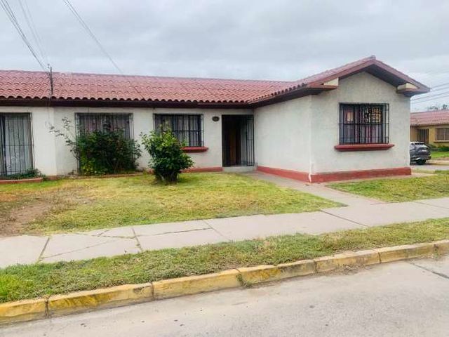 vendo amplia propiedad comercial