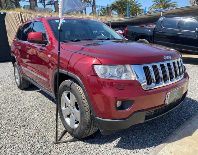 JEEP GRAND CHEROKEE LAREDO SPORT 3.6 2013