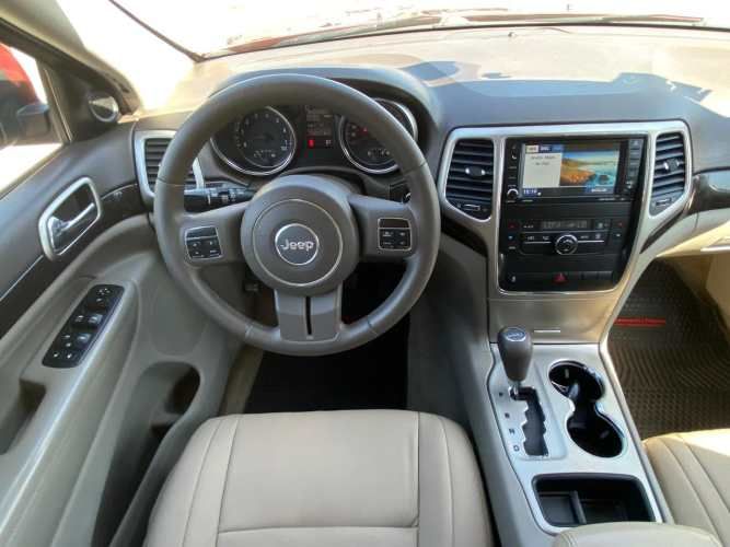 JEEP GRAND CHEROKEE LAREDO SPORT 3.6 2013