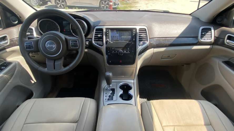 JEEP GRAND CHEROKEE LAREDO SPORT 3.6 2013