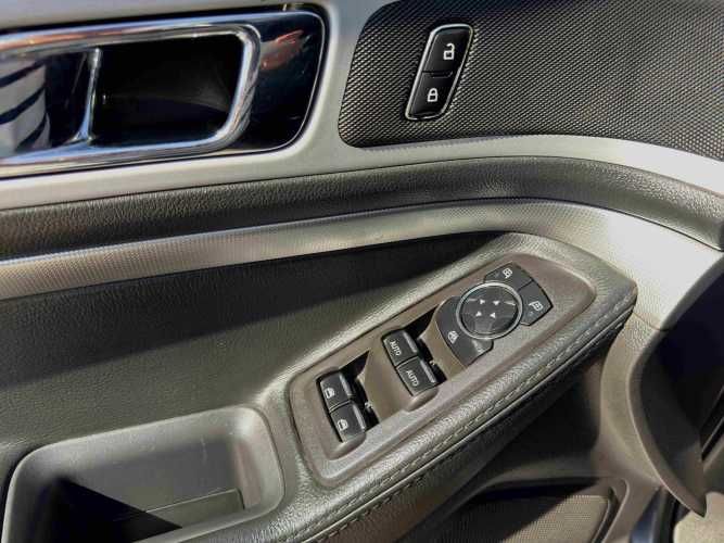 FORD EXPLORER XLT 3.5 AUT 3 CORRIDAS 2013