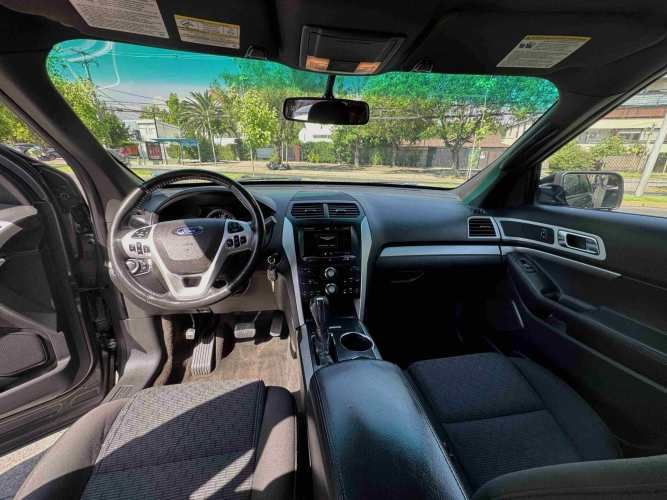FORD EXPLORER XLT 3.5 AUT 3 CORRIDAS 2013