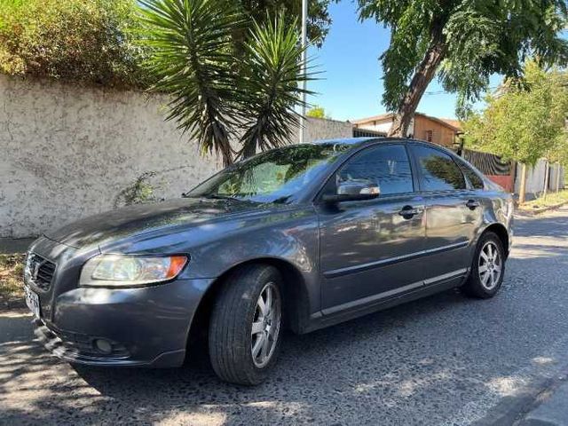 volvo s40 II segunda generación detalles