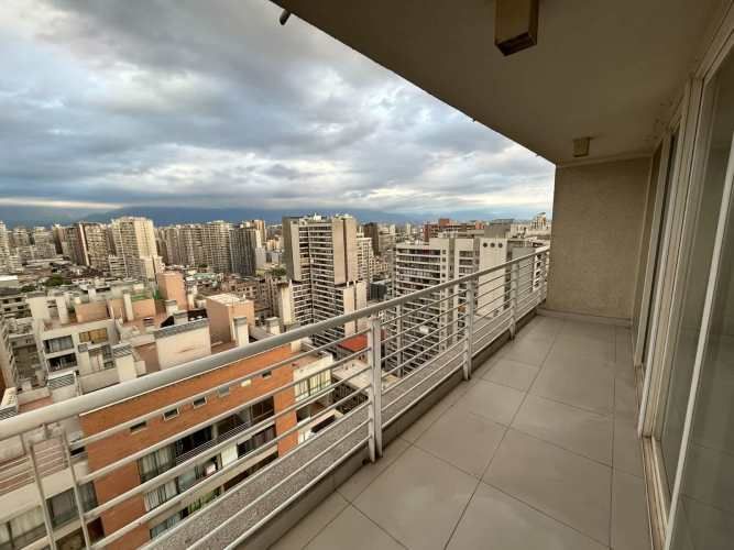 Espectacular departamento en venta, Metro Moneda. Santiago.