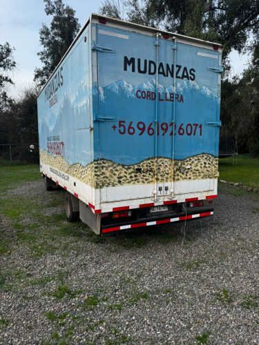 Vendo Camion Mitsubishi Canter