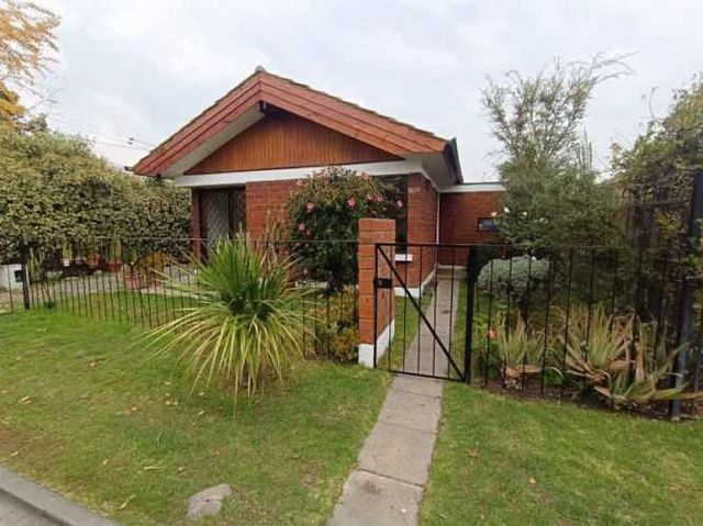 CASA EN VENTA METRO HERNANDO DE MAGALLANES