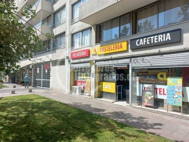 LOCAL COMERCIAL Av Balmaceda