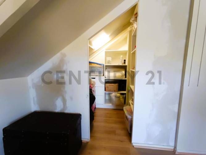 Se vende Casa La Floirida, Sector Enrique Olivares