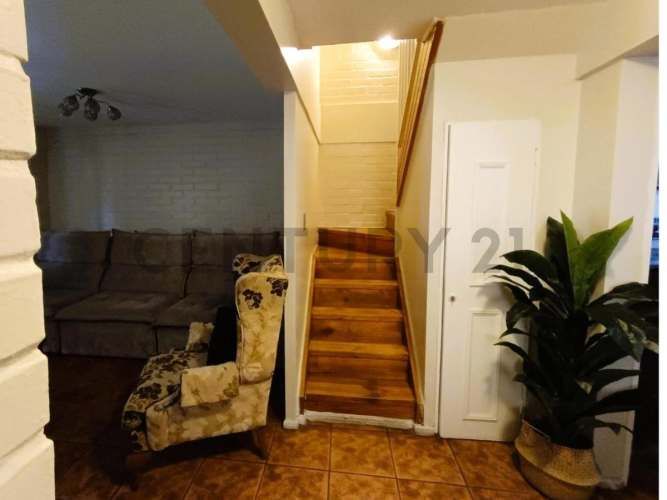 Se vende Casa La Floirida, Sector Enrique Olivares