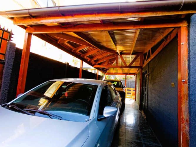 Se vende Casa La Floirida, Sector Enrique Olivares