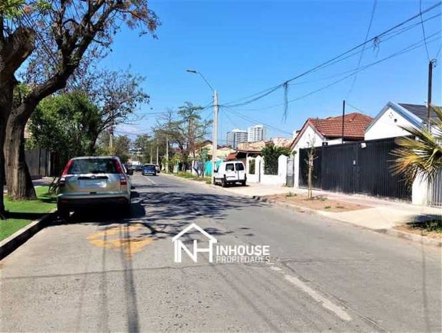 CASA ANGEL GUARELLO / SAN IGNACIO / REY ALBERTO