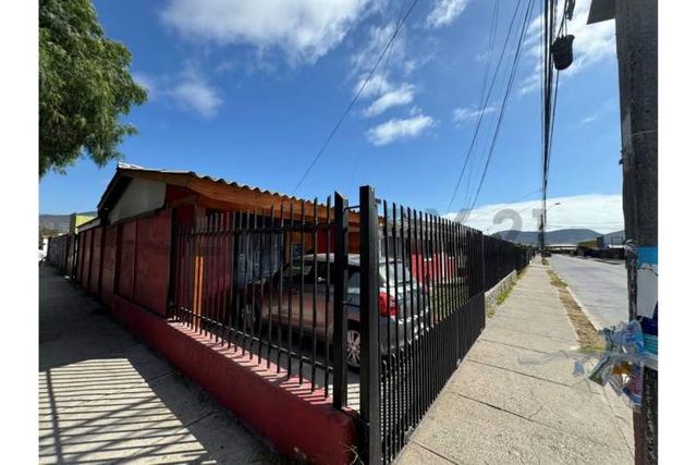 Se vende casa esquina en Sindempart residencial o comercial