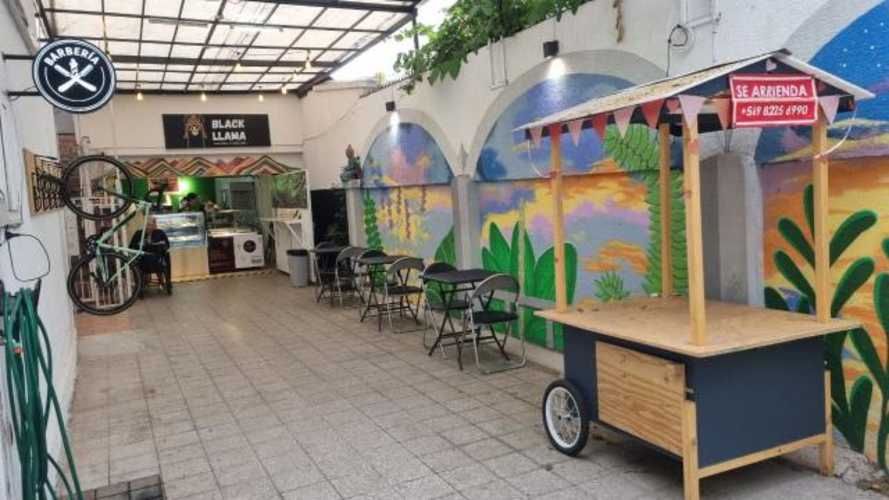 LOCAL COMERCIAL José Domingo Cañas/Av. Campo de Deportes