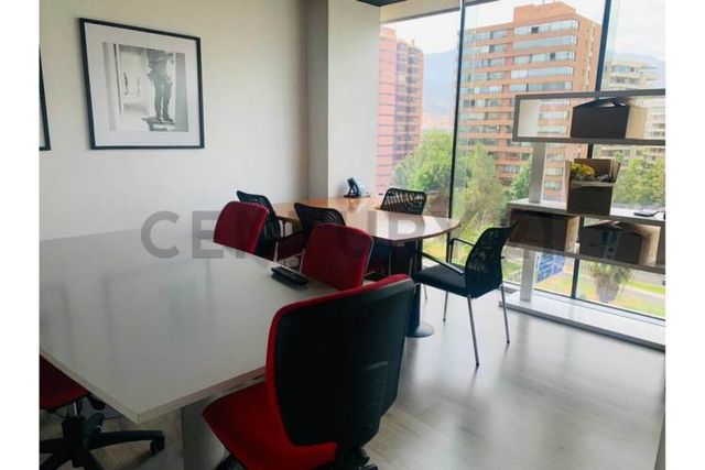 SE VENDE OFICINA HABILITADA EN VITACURA