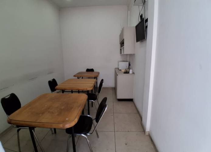 OFICINA Madrid entre Santa Elvira y Victoria