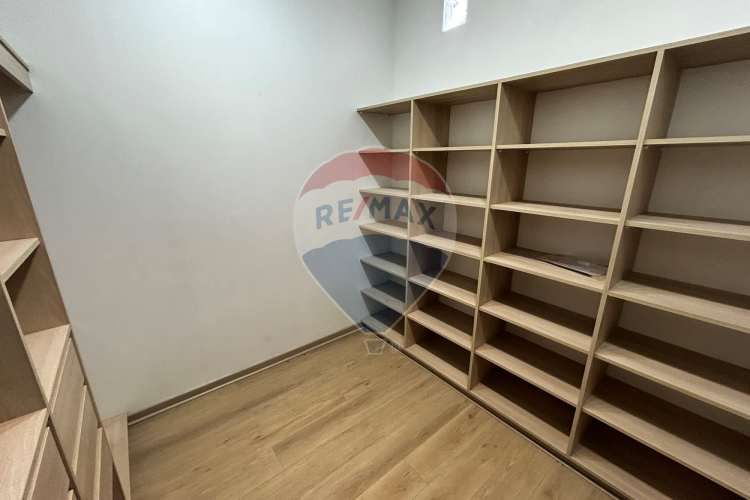 Impresionante casa en chicureo: espacio y confort