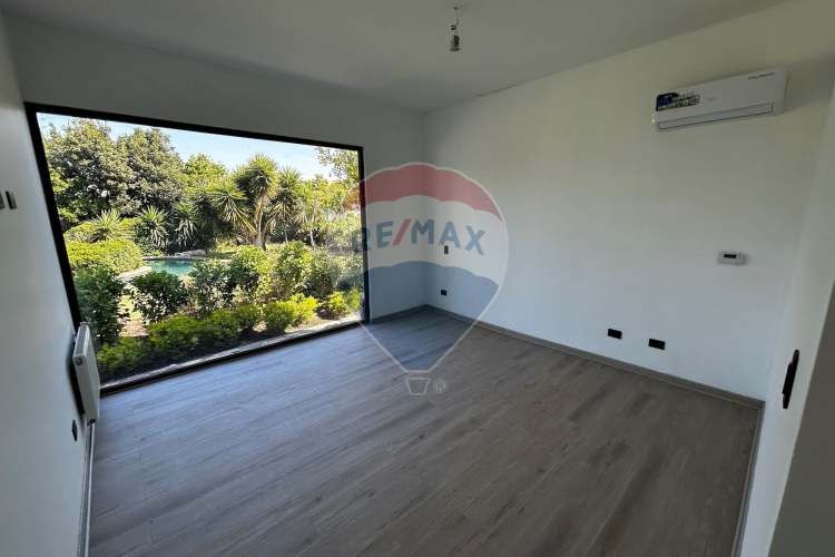 Impresionante casa en chicureo: espacio y confort