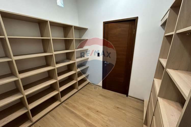 Impresionante casa en chicureo: espacio y confort