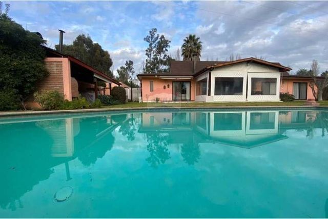 Oportunidad hermosa casa lago rapel