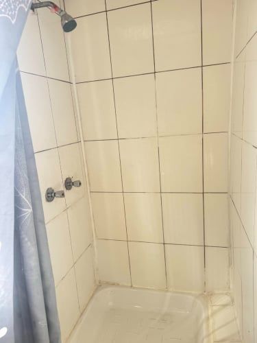 PROPIEDAD CON 4 DEPTO + CASA PRINCIPAL