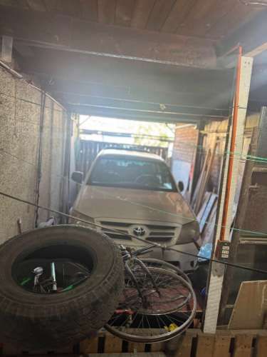 PROPIEDAD CON 4 DEPTO + CASA PRINCIPAL