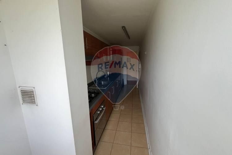 Depto 3 dormitorios en condominio con áreas verdes