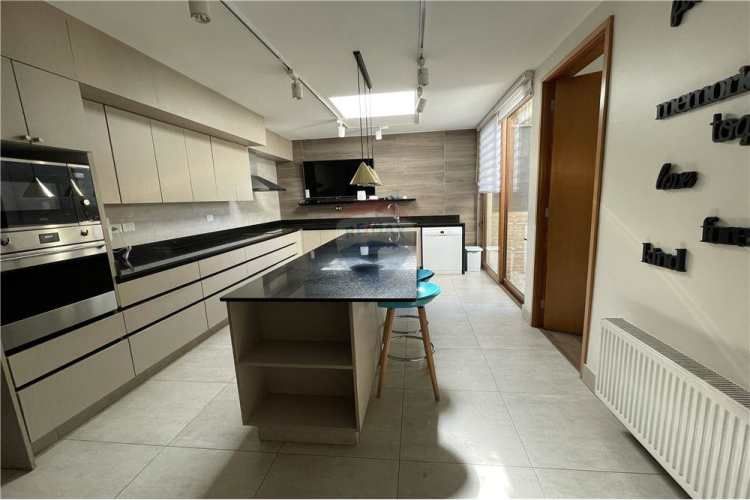 Casa a pasos colegio alemán, san anselmo, chicureo