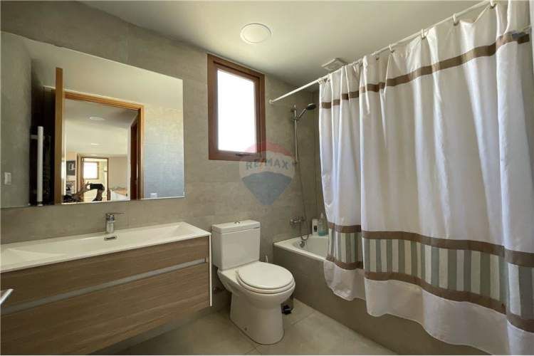 Casa a pasos colegio alemán, san anselmo, chicureo