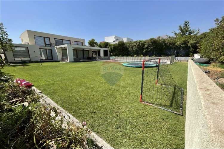 Casa a pasos colegio alemán, san anselmo, chicureo