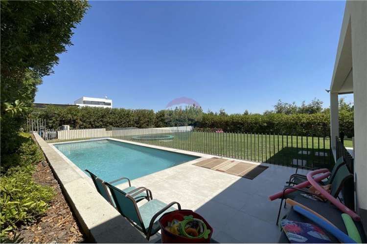 Casa a pasos colegio alemán, san anselmo, chicureo