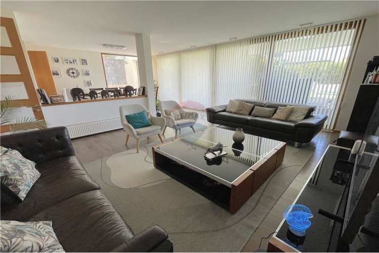 Casa a pasos colegio alemán, san anselmo, chicureo