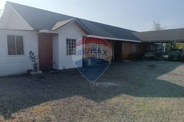 Casa en parcela 5d-6b en condominio