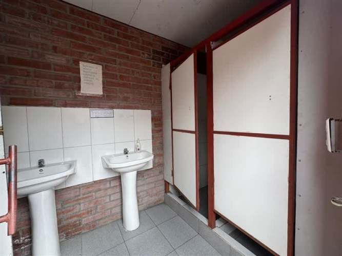 BODEGA Jose Bess 1157