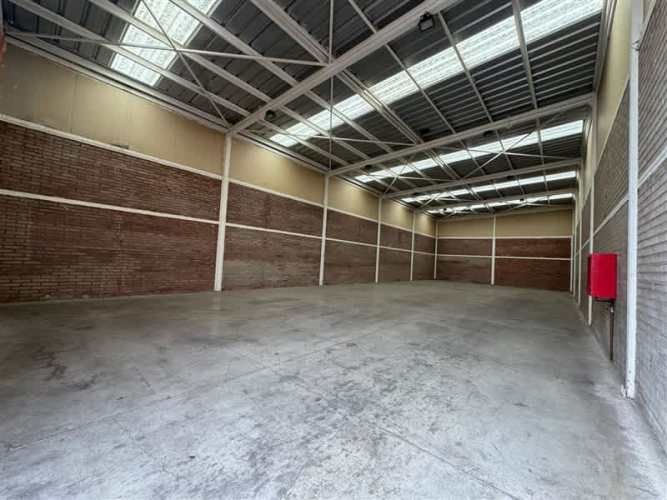 BODEGA Jose Bess 1157