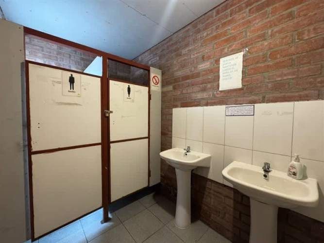 BODEGA Jose Bess 1157