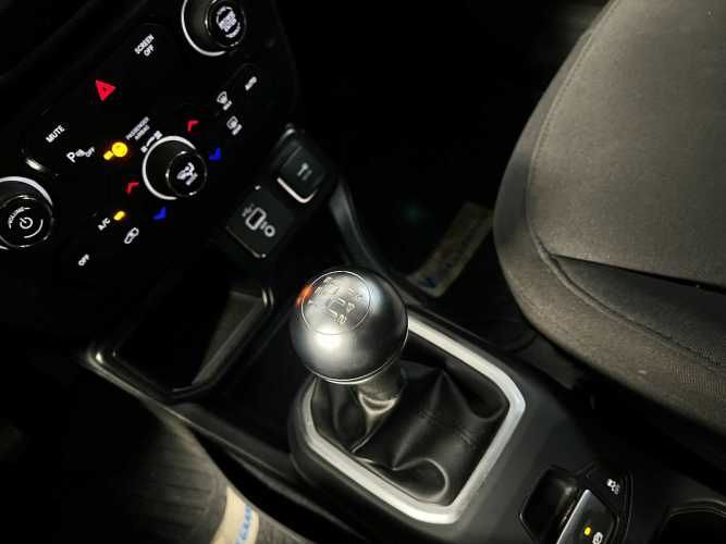 JEEP RENEGADE SPORT LX 1.8