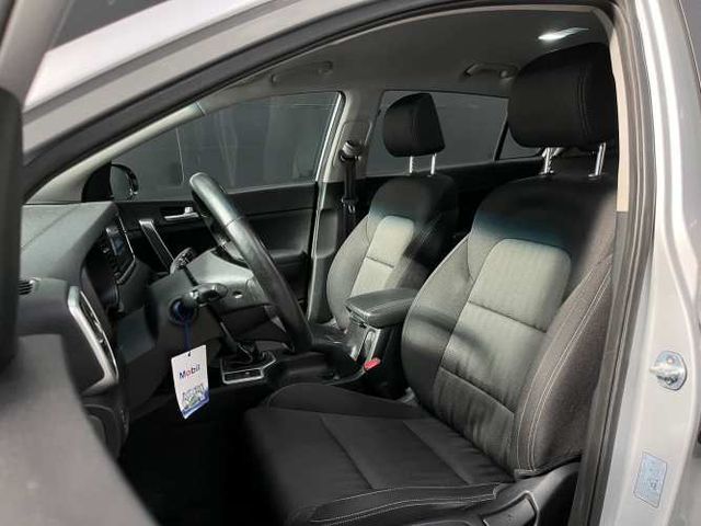 KIA SPORTAGE LX 2.0 MT